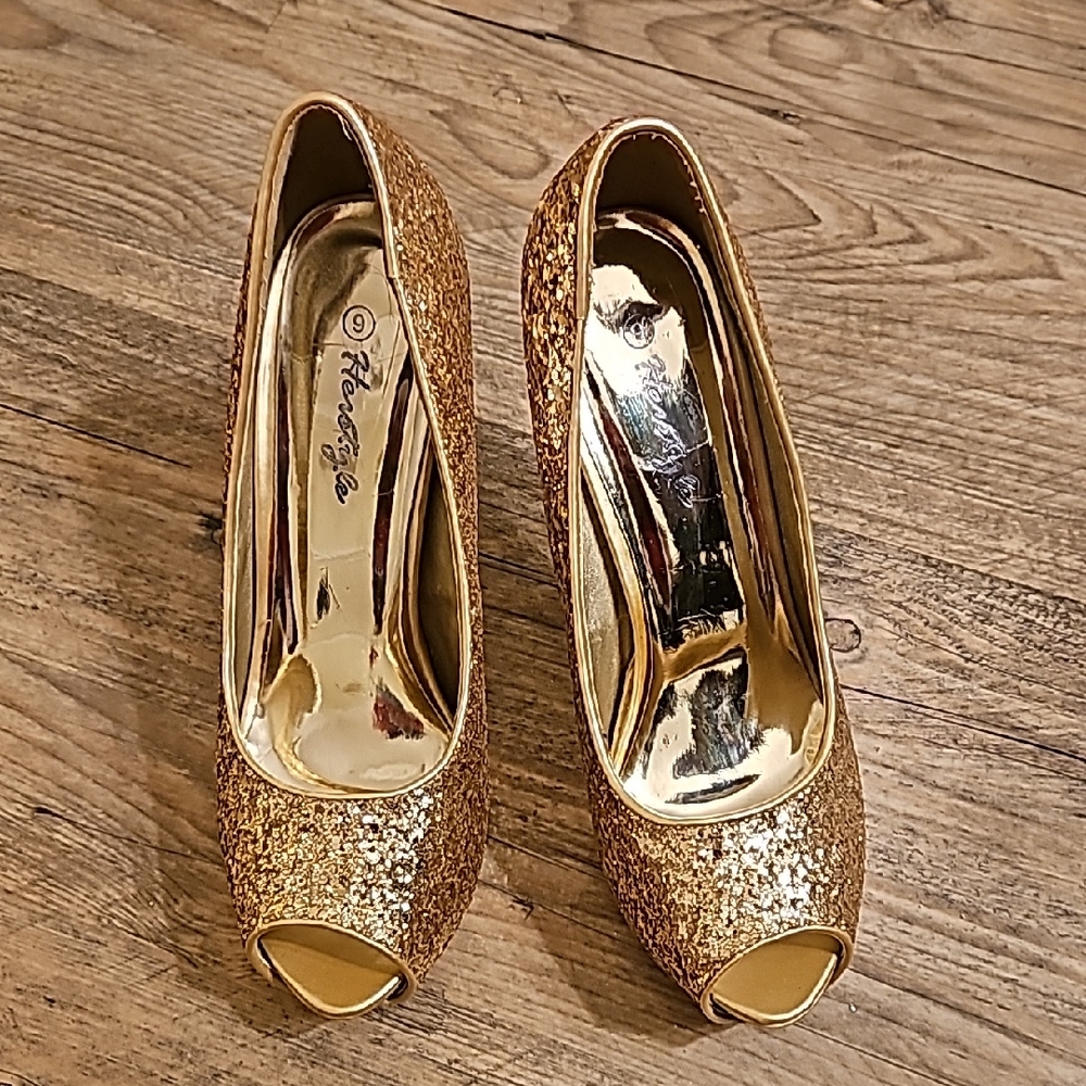 Herstyle Sparkling Gold Peep Toe Heels